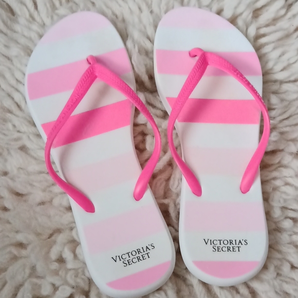 Victoria's secret flip flops - Picture 6 of 8